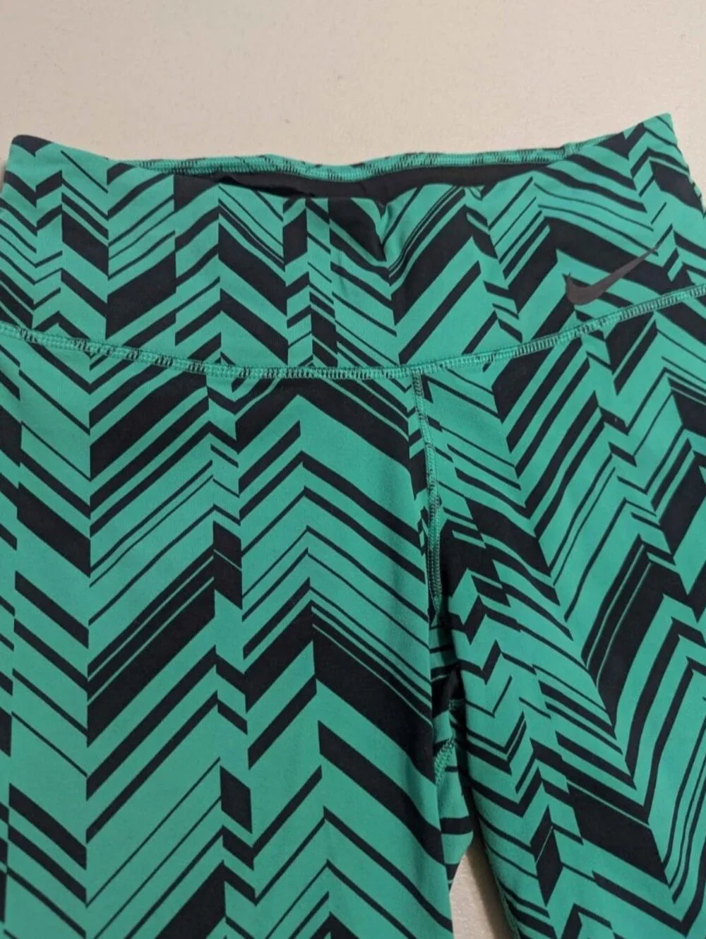 Nike small leggings